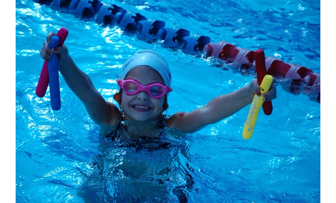 יתרונות השחייה לילדים עם הפרעת קשב 